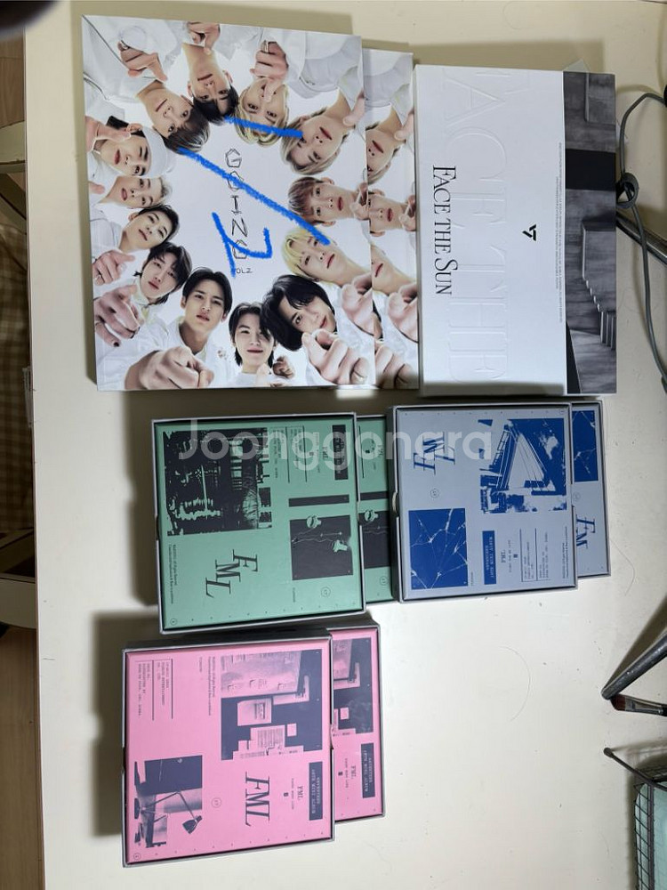 세븐틴 앨범 팝니다.--0