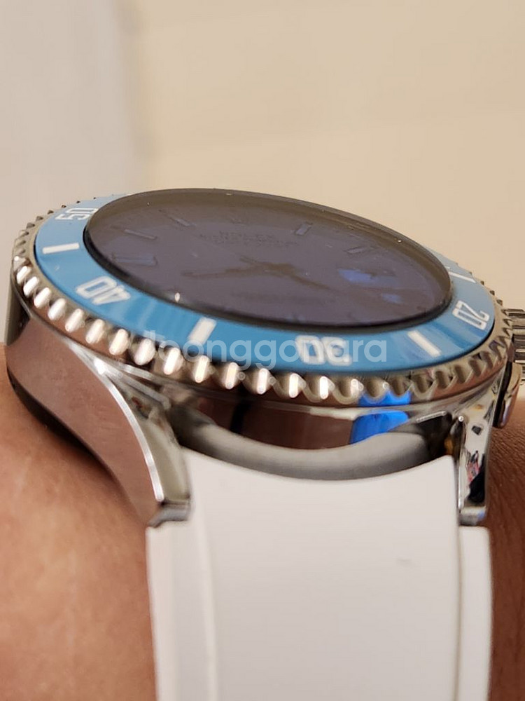 갤럭시워치 4 클래식 , 42mm 커스텀 팝니다--1