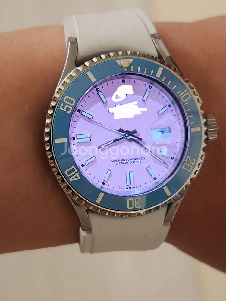 갤럭시워치 4 클래식 , 42mm 커스텀 팝니다--0