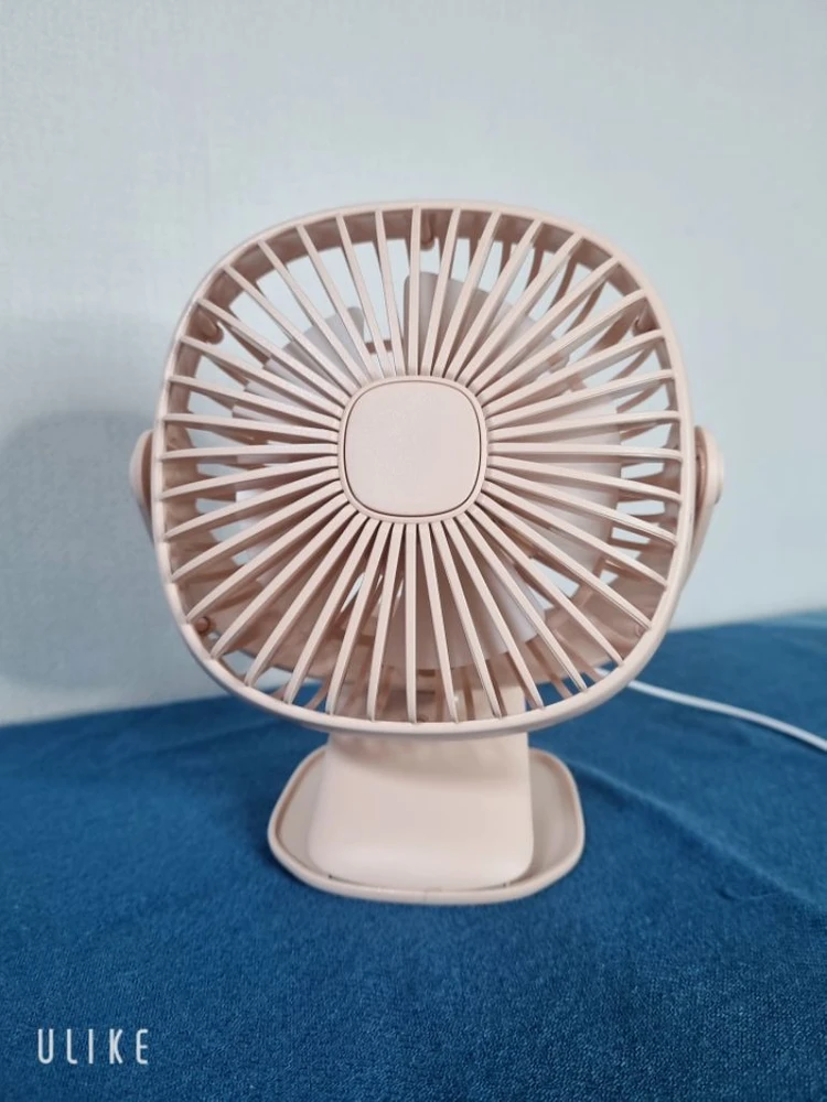 탁상용 집게 선풍기 충전식 이미지