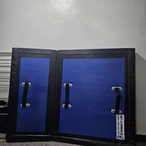 저상형 냉동탑차 냉동칸막이 팝니다 이미지