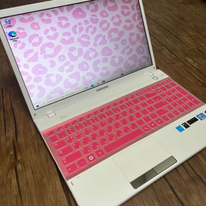 삼성 i5 핫핑크 노트북