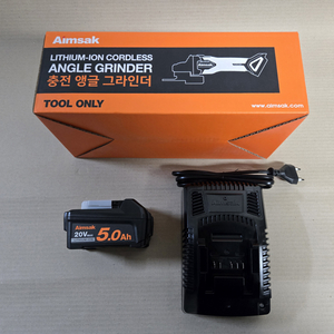 bl18g705 아임삭20v 그라인더 배터리1개 충전기