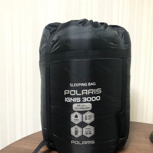 폴라리스 극동계 침낭 이그니스 3000g 판매합니다.
