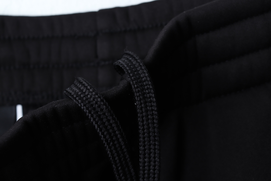 (L) K2 케이투 트레이닝복 바지 블랙 기모 한정판 이미지