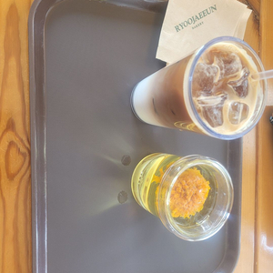 투썸 레드벨벳 기프티콘 판매합니다