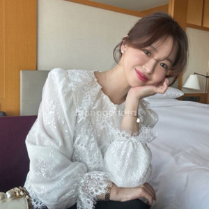(새상품)바이씨니 레이스블라