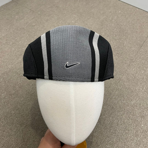 00s Nike 나이키 스몰 스우시 베레모