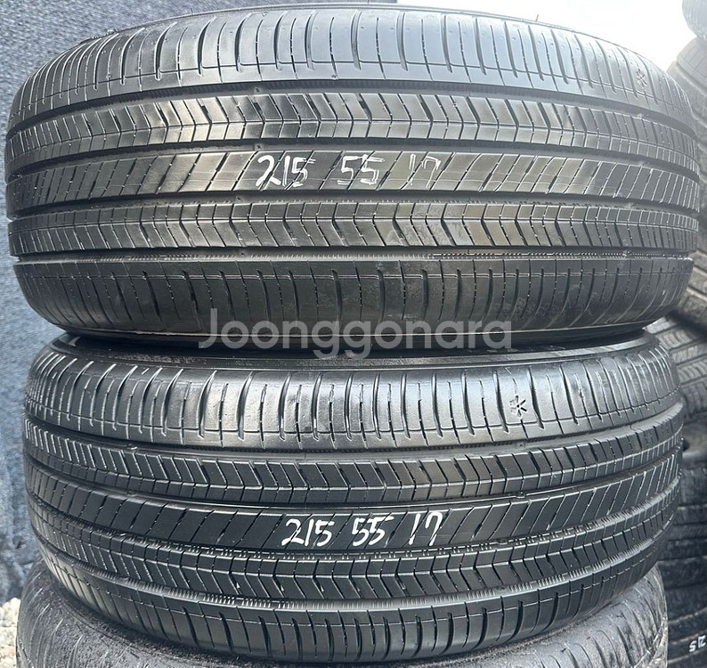 215 55 17금호중고타이어2개2155517--0