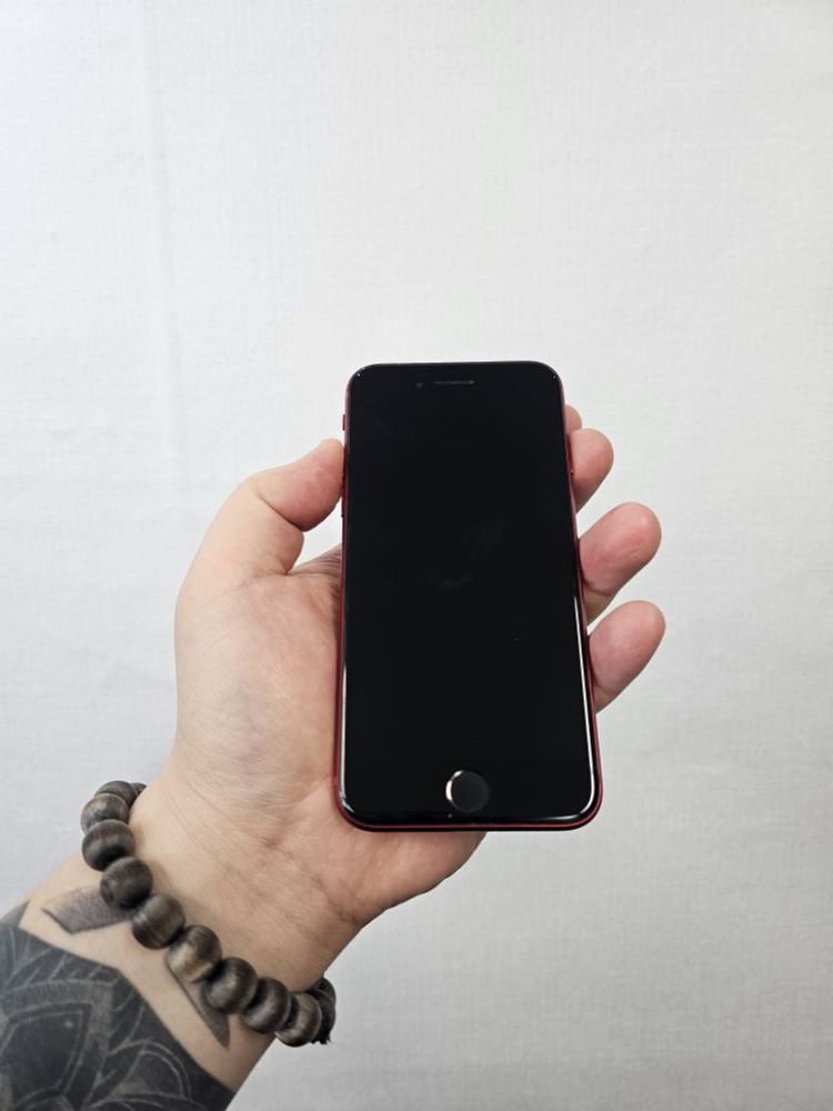 아이폰se3 128G A급 레드--5