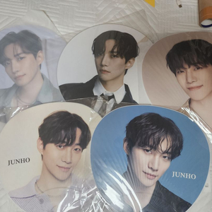 준호 부채 16종