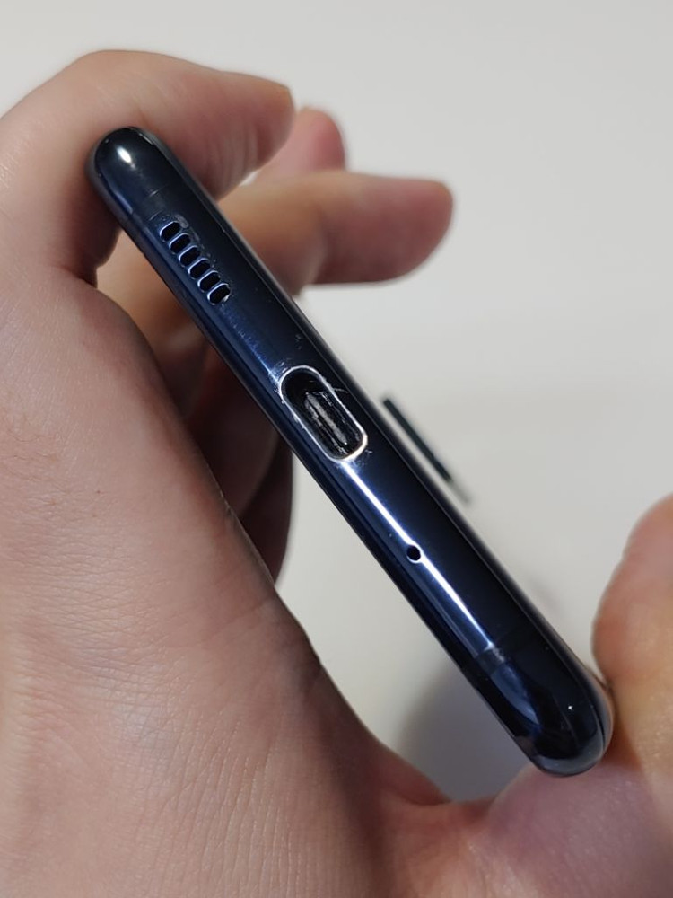 갤럭시 S20fe 네이비 13만--5