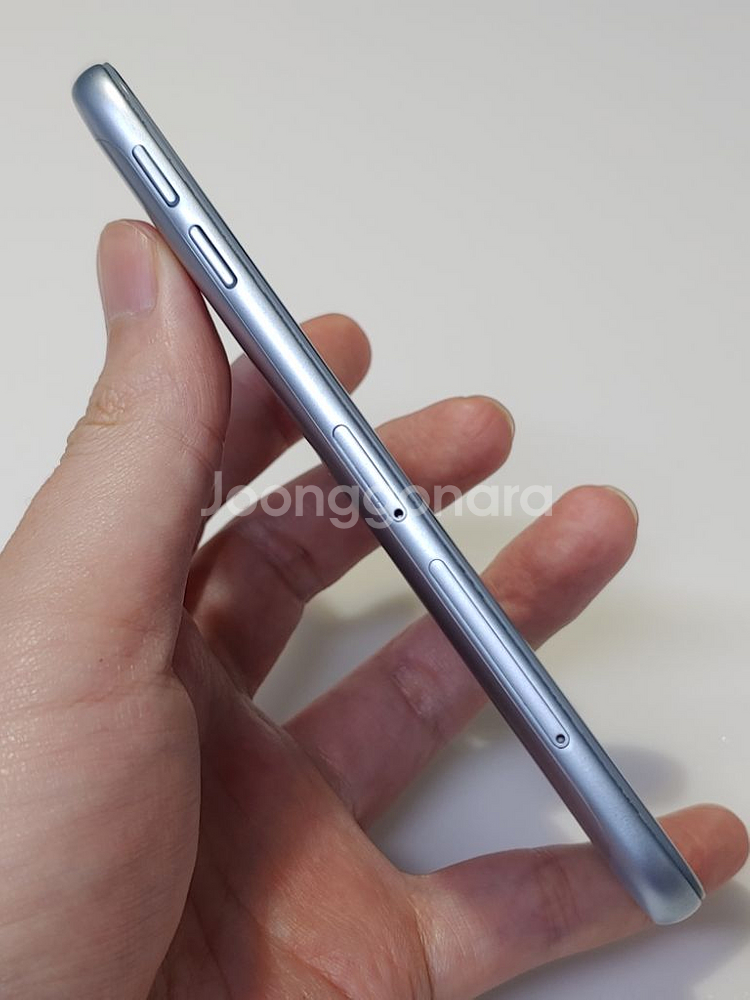 갤럭시 J3 2017 블루 3만--2