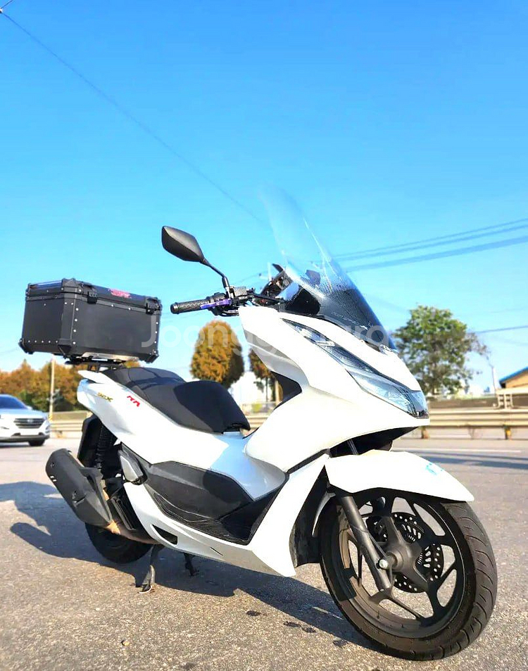 혼다pcx125/ABS모델/2021년식/4만키로 대--2