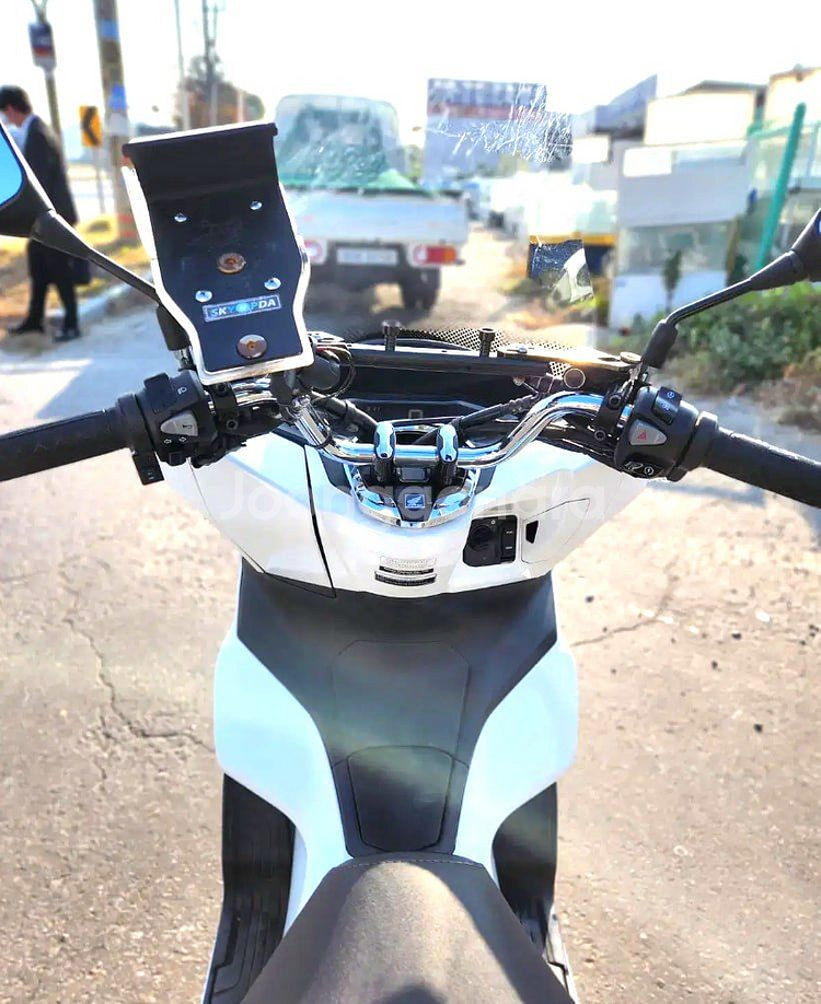 혼다pcx125/ABS모델/2021년식/4만키로 대--6