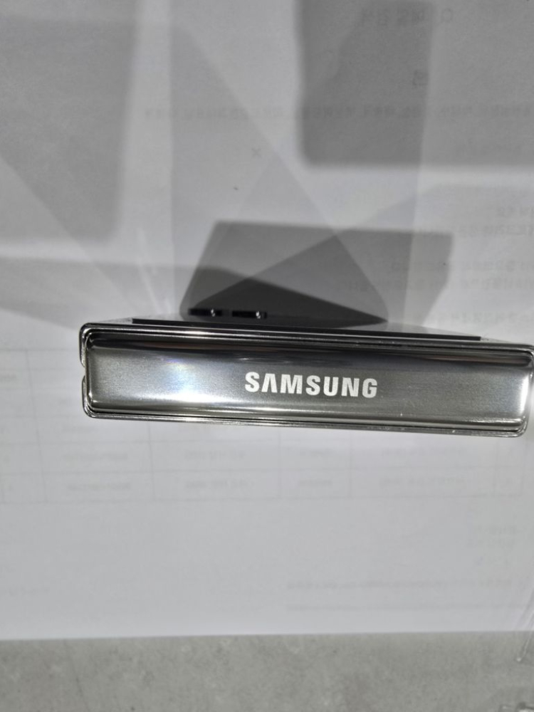 갤럭시 z플립 5 256G 판매 이미지