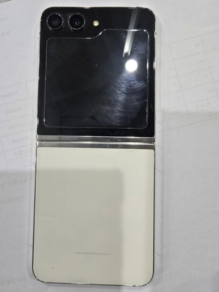 갤럭시 z플립 5 256G 판매 이미지