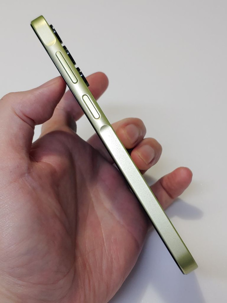 갤럭시 버디3 A15 옐로우 14만--3