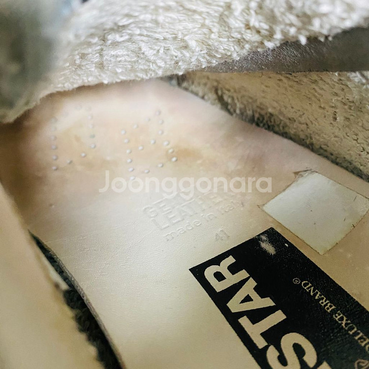정품 41) 골든구스 송치 네이비탭 스니커즈 265~2--5