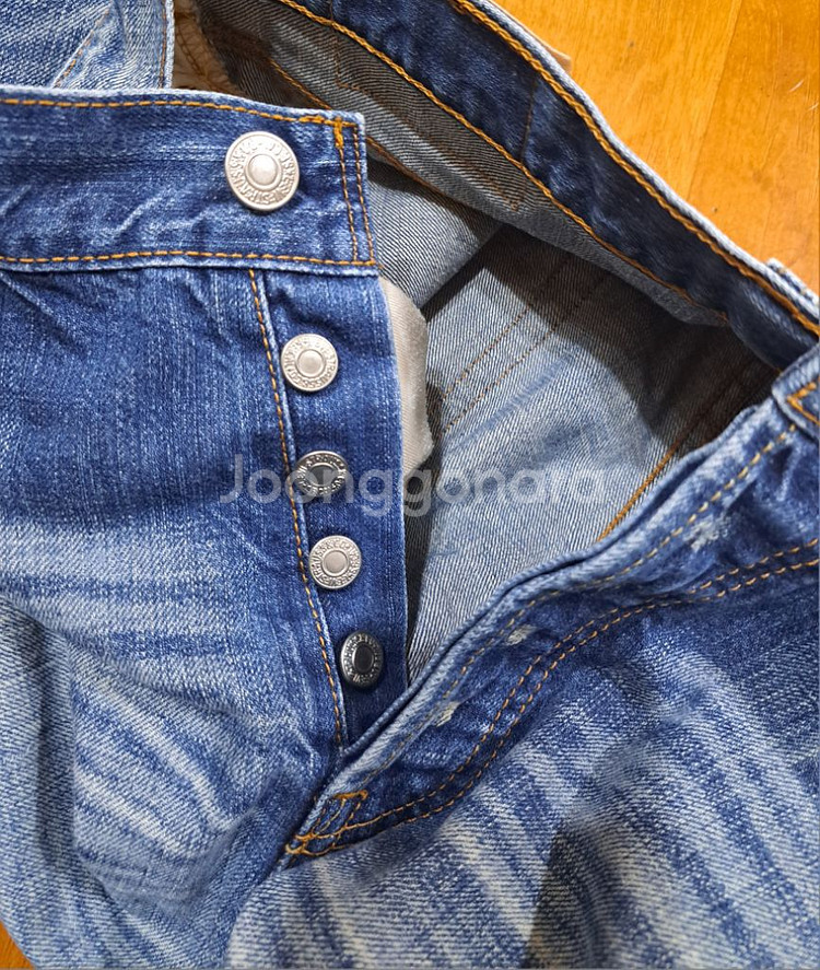 (무료배송)00s 리바이스 501 청바지 한국생산(28--4
