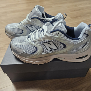 뉴발란스 MR530KA 225