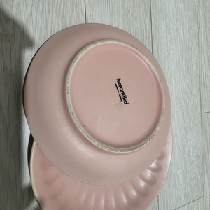 접시 그릇 찬기 케라미카 바뎀 핑크 2개