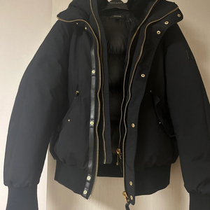 먁케이지 딕슨 패딩 금장 23fw 42사이즈