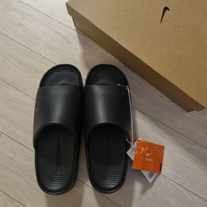 나이키 캄슬라이드 슬리퍼 250