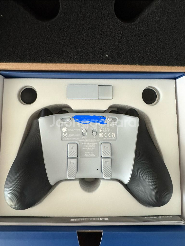 레이저 울버린 V2 프로 무선 컨트롤러--2