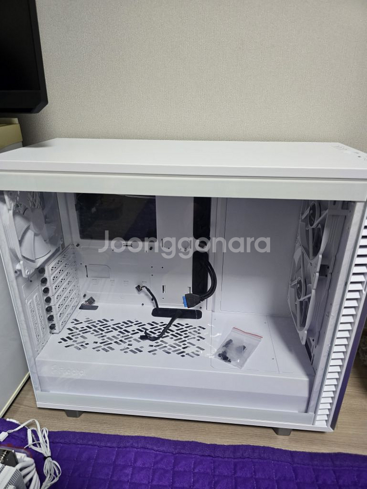 Fractal Design Define 7 Clear--5