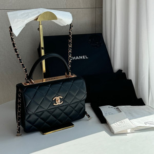 {1380만원}샤넬 트렌디 CC 탑 핸들 스몰 플랩백