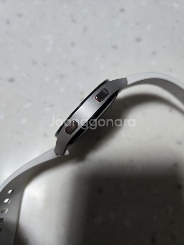 갤럭시워치4 44mm 실버 S급 팝니다--1