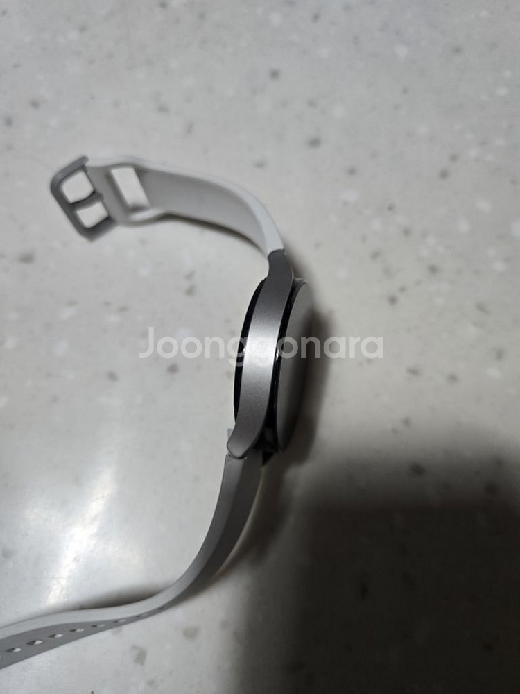 갤럭시워치4 44mm 실버 S급 팝니다--2