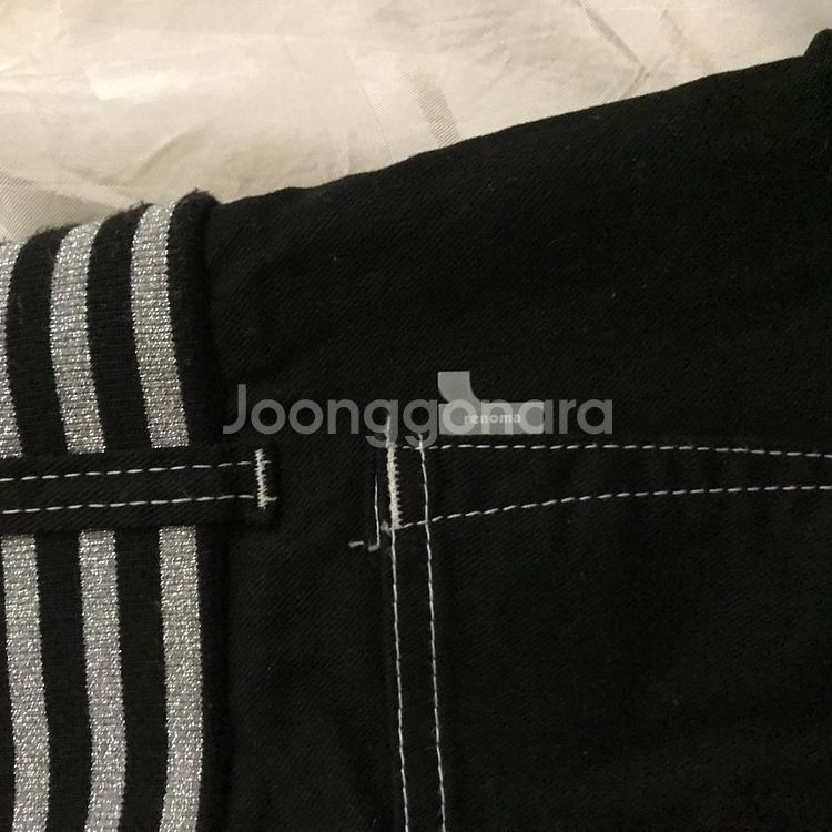 Renoma 레노마 글리터 스티치 숏팬츠--3