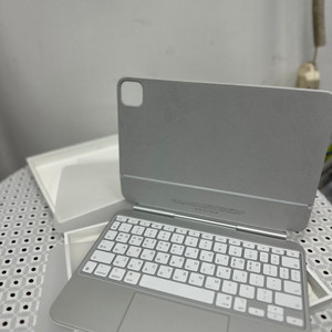 #애플 아이패드 프로 에어 11인치 매직 키보드