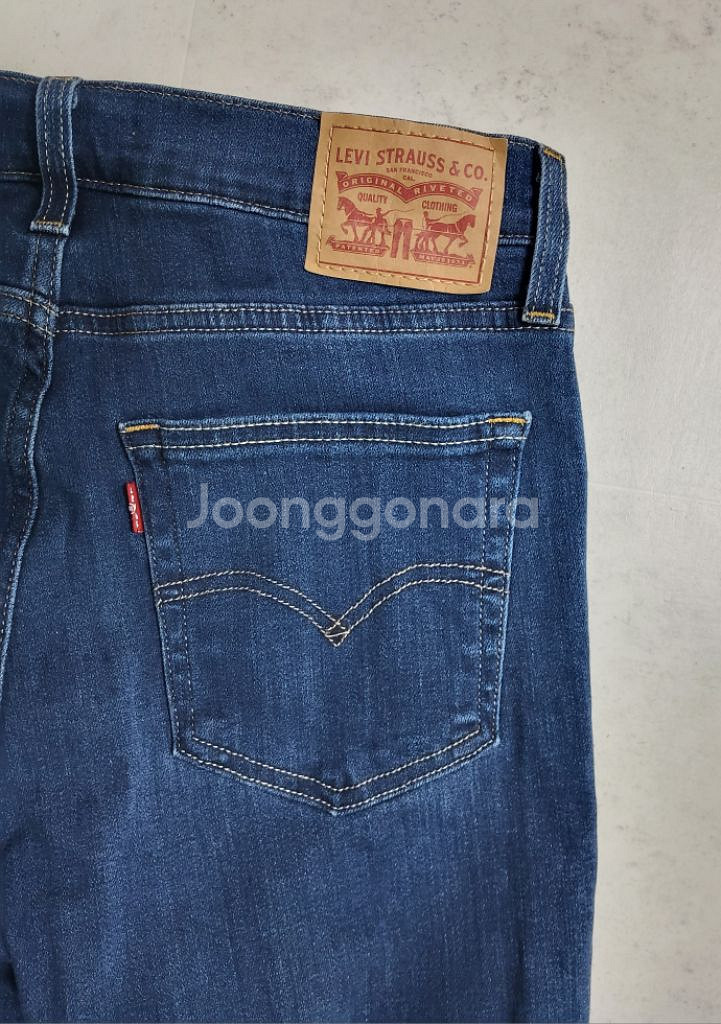 여성 리바이스 하이루즈 데님청바지(새상품급.사방스판29--5