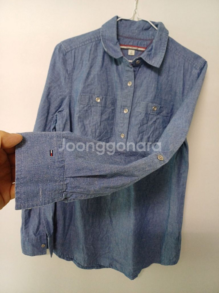 여성 타미힐피거 청 데님셔츠 (90)--4