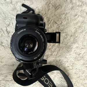 라이브 뷰 DSLR, 올림푸스 E-330팝니다