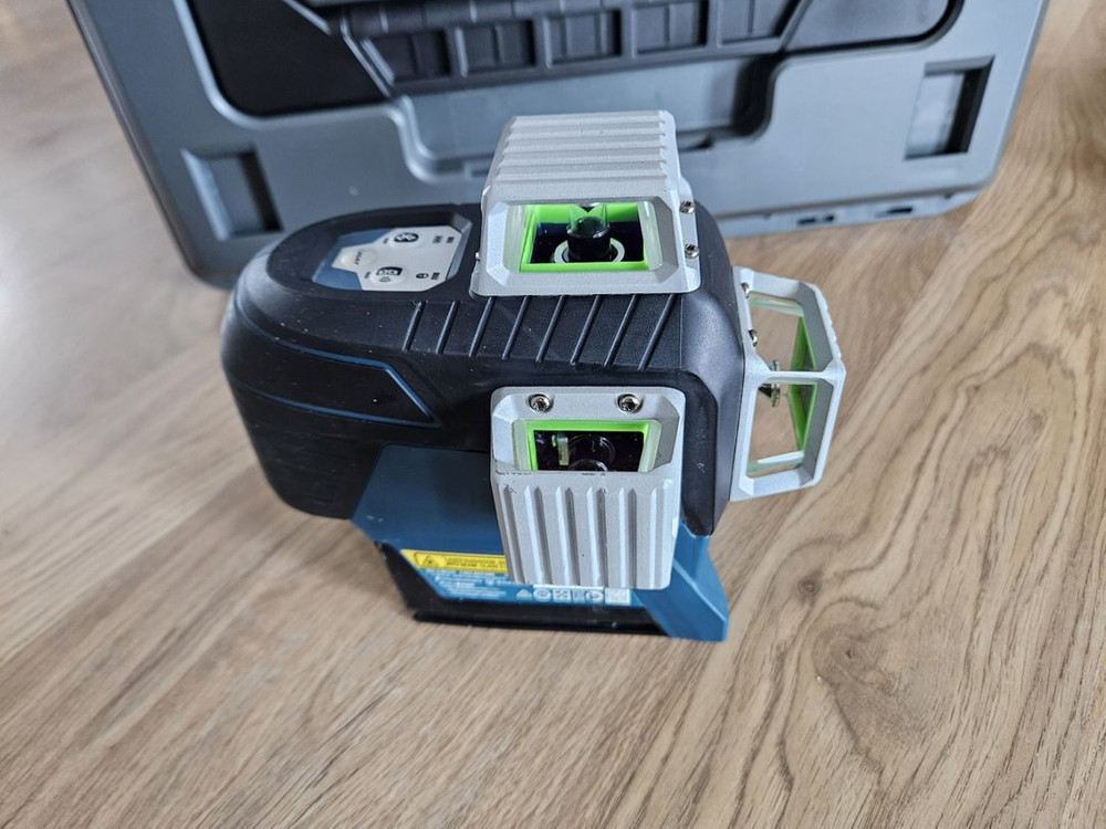 보쉬 레벨기 GLL3 80CG 그린 레이져 레벨기--3