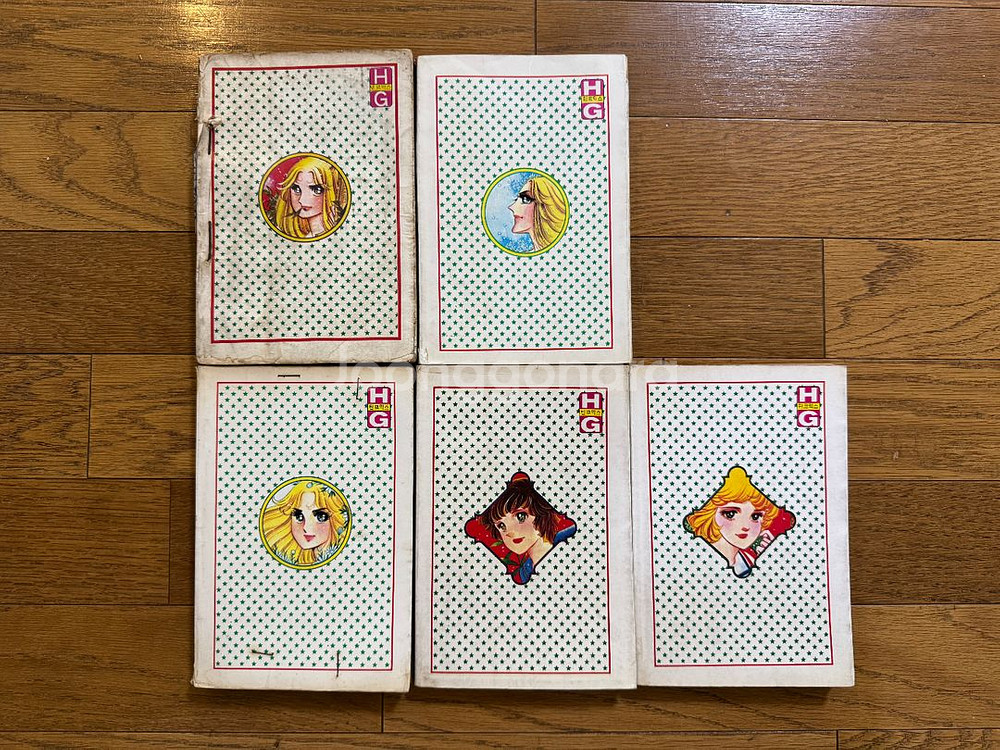 [고전순정만화 ] 1980년판 아사와레도왕자--1