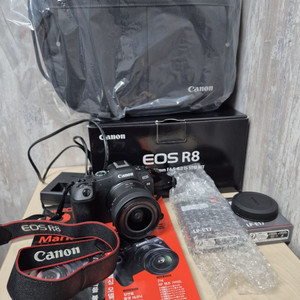 캐논 R8 바디 렌즈 kit 팝니다