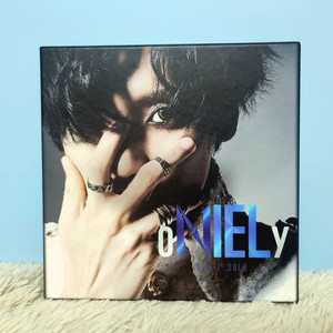 틴탑 니엘 솔로앨범(포토북+사인 포토카드 포함)