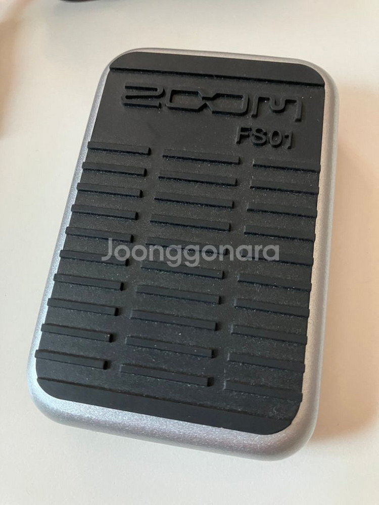 ZOOM FS01 기타 이펙터 스위치 페달 + 캐이블--1