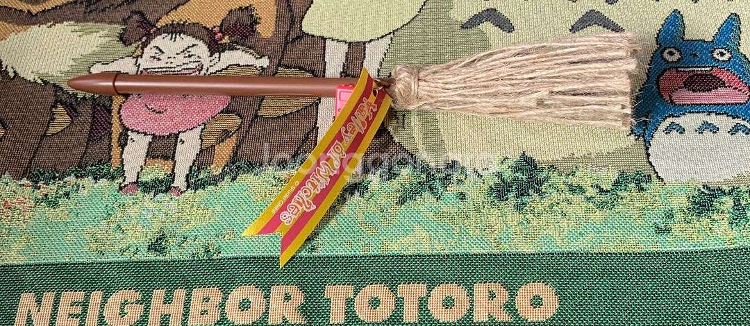 지브리파크 마녀의 계곡 빗자루 펜 볼펜--0