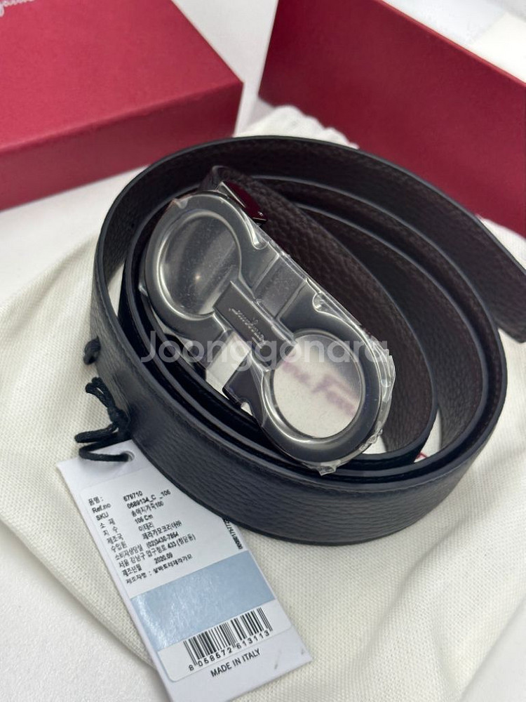 새상품 페라가모 간치니 프리컷 양면 벨트 679710--1