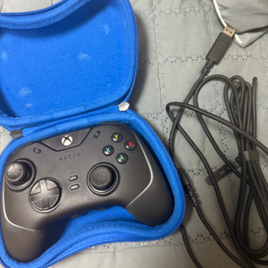 레이저 울버린 V2 크로마