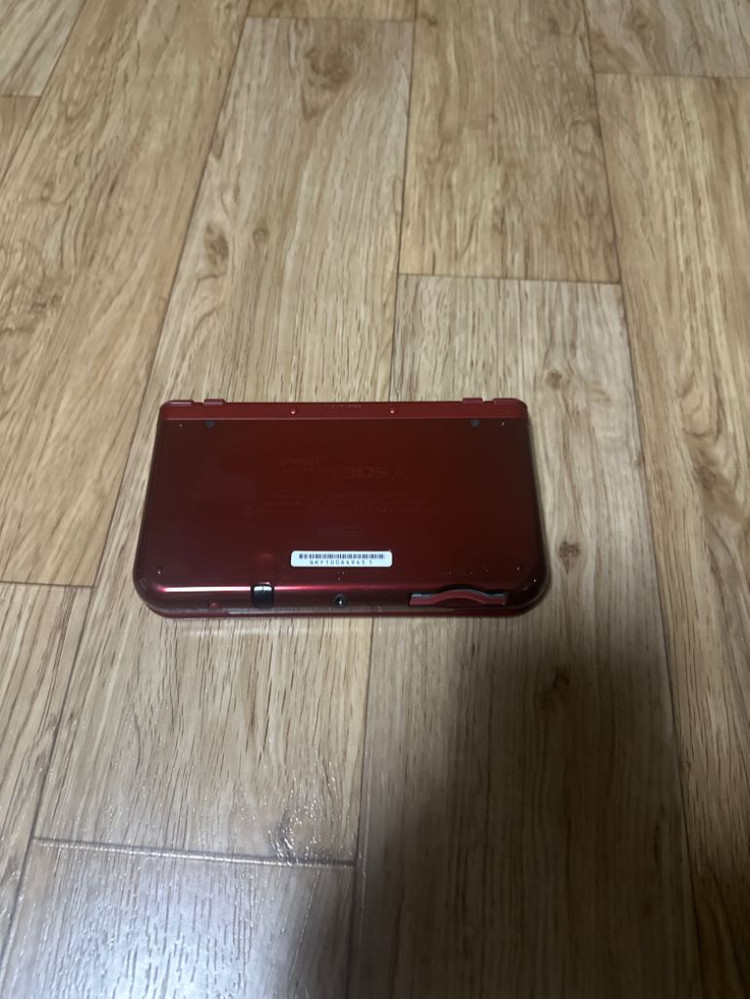 닌텐도 뉴3DSXL레드 단종상품+칩4개세트 이미지