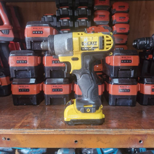 12V 디월트충전임팩 DCF815