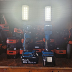 마끼다작업등LED작업등 캠핑랜턴 DML801