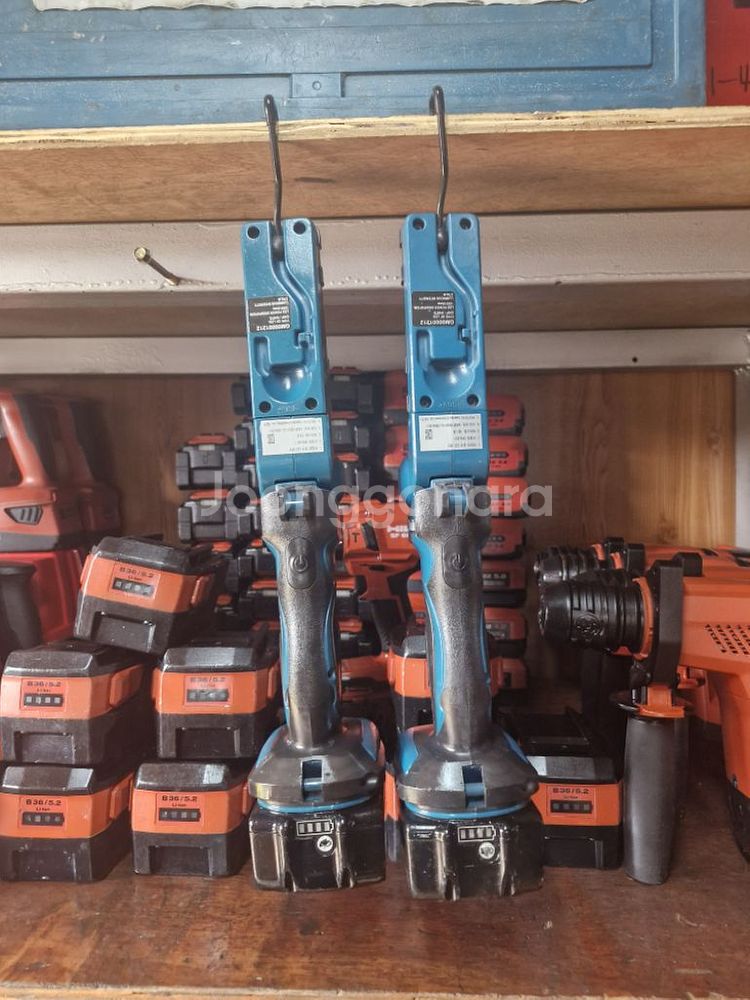 마끼다작업등LED작업등 캠핑랜턴 DML801--8